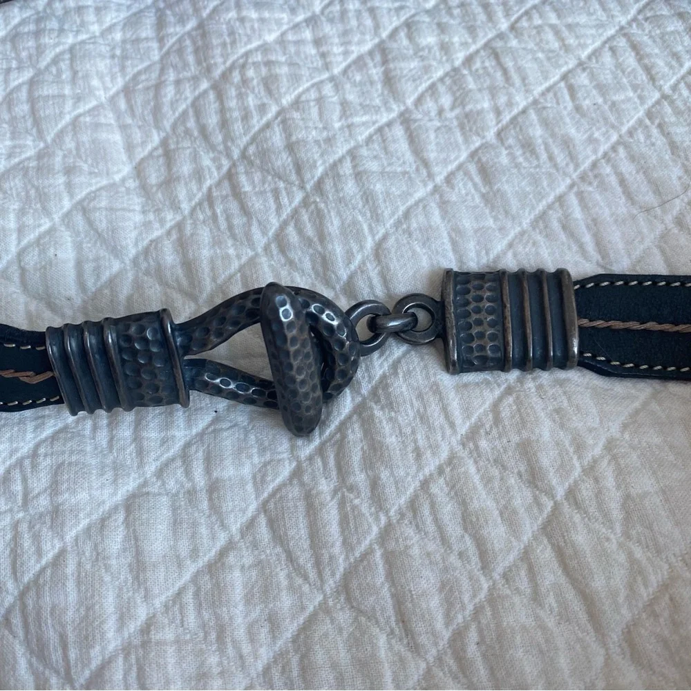 VTG Western Black Leather Belt w/Hammered Loop Toggle Buckle cowgirlcore M / L